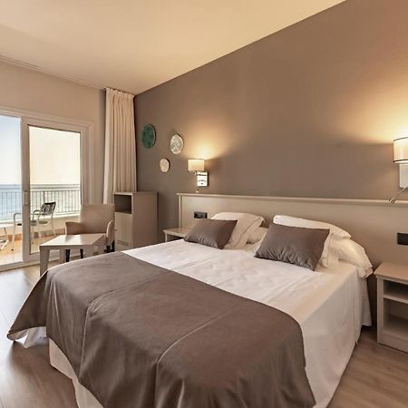 Hotel & Spa Terraza 4 Sup Roses Bagian luar foto