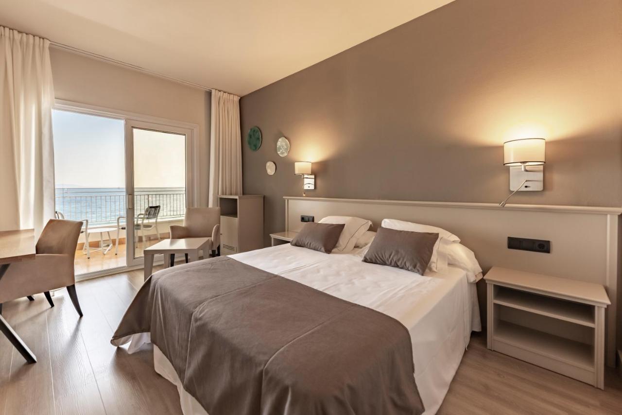 Hotel & Spa Terraza 4 Sup Roses Bagian luar foto